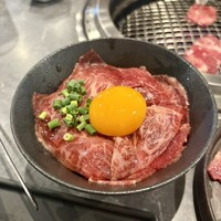 焼肉Nick - 月見みすじ丼