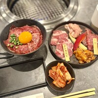 焼肉Nick - 月見みすじ丼＋焼肉セット