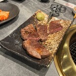 焼肉 山水 - 