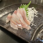 大衆酒場 絆 - ﾊｰﾌﾞ鮎刺身