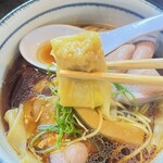 鈴鳴食堂 三番館 - 大きめのわんたんが4つ！