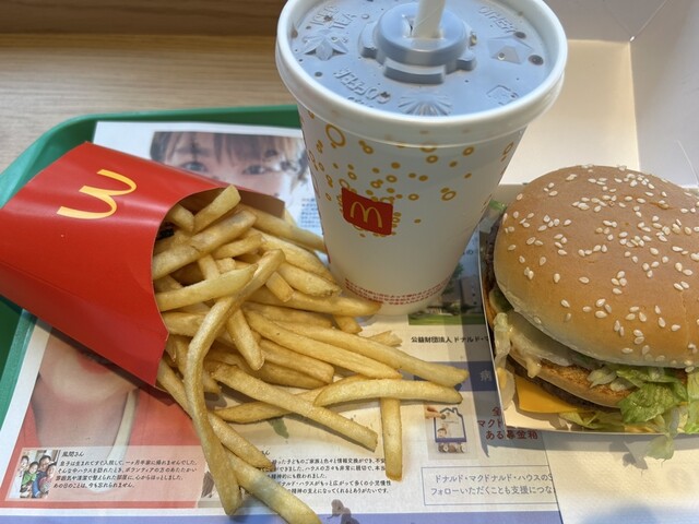 マクドナルド McDonald's ライト付きセラミックレストラン マクドナルド 高槻高西店 （McDonald's） - 高槻市/ハンバーガー