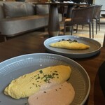 ザ・リッツ・カールトン福岡 - 明太ソースと牛ラグーソースのオムレツ
