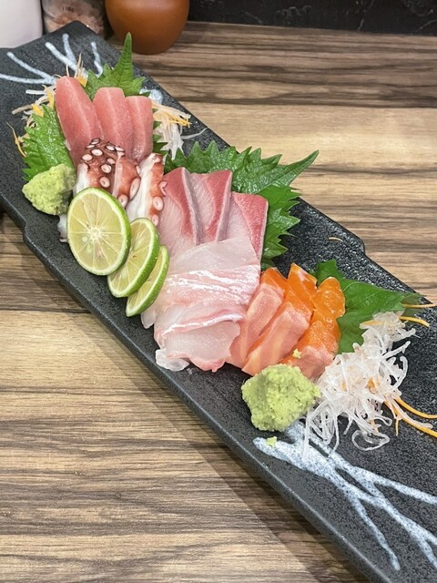 Nihonshu Dining Kagura photo 2