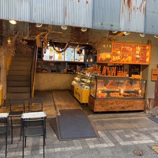 芋栗パーラー ブリキトタン_2