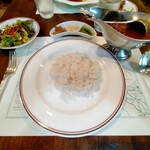 アルペンローゼ - .....帝国ホテル伝統のビーフカレー３８００円税込.....