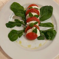 カプレーゼサラダ