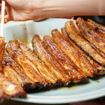 かぶと - 蒲焼：天然物と養殖物の食べ比べ