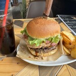 Y'z BURGER - 