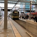 Café & Buffet UmiShima Dining - ひっきりなしに次から次へと電車が出入りして、ずっと見ていられました