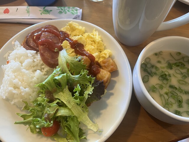 Outrigger Reef Waikiki Beach Resort （アウトリガー・リーフ