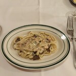 バンデルオーラ - 冠地鶏のトリュフクリームソース　ピチ