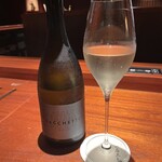 京都 和牛料理 一石三鳥 - サケット　プロセッコ　ブリュット