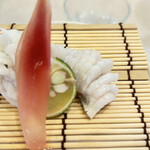 中華そば麦右衛門 - 鱧ちゃんプリンプリン