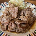 洋食 GOTOO - 豚肉は肉厚ジューシーながら脂もたれすることなかった