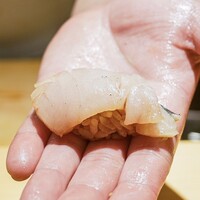鮨 しゅん輔 - 
