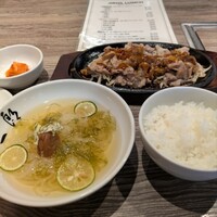 焼肉&手打ち冷麺 二郎 KANAYAMA - A5焼肉定食　肉並盛り
