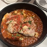 クアットロクオーリ - 鶏肉とトマト煮？