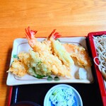 やぶ善 - 揚げたて熱々サックサクの"天ぷら"。