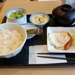 松屋 - 料理写真:ソーセージエッグ定食 納豆