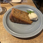シガニー ベイク コーヒー - キャロットケーキ