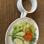 ザ・コーナー ハンバーガー＆サルーン - 