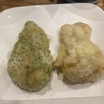 手打ちうどん 上を向いて - かしわ天2個 