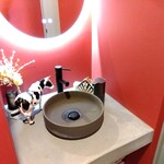 CHACO - トイレの洗面台　男女兼用だったかな