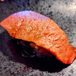 야키니쿠・내장구이・요우간야키 이치。 - 追加した和牛中トロ寿司1貫アップ