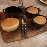 スミレオオサカ - 