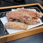 蕎麦屋 山都 - 手羽中唐揚げ