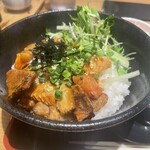 四国88屋 - ユッケ丼　1300円