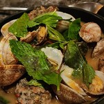 THE PIG ＆ THE LADY - 