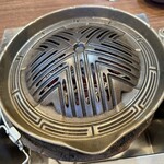 炭焼きジンギスカン いし田 - 焼き台