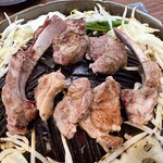 炭焼きジンギスカン いし田 - 北海道羊と厳選輸入羊のミニコース 5品7700円
      （写真は2人前）