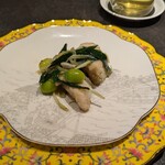 仁修樓 - アラの炒めもの∼九条ネギ、黄ニラ、銀杏とともに