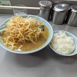 道楽 - ネギチャーシュー麺(濃いめ)+小ライス。
