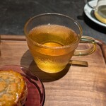 仁修樓 - 水出しの烏龍茶
