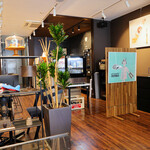 CAFE 389