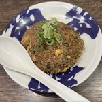 節骨麺 たいぞう - 蓮華はラーメン用のやつ