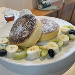 オハナ ハワイアンカフェ - これこれ！この厚み、そしてこの焼き色