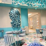 Tiffany Blue Box Café - 店内
