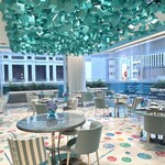 Tiffany Blue Box Café - 店内