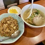 中華料理 大連 - 半々チャーハン、半ラーメンセット