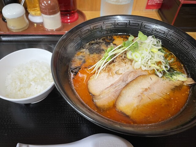 鬼がらし 鶴岡店 - 羽前大山（ラーメン）の写真