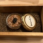 才色兼備 - 燻製キャビアユッケ