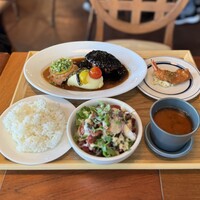 上野洋食遠山 - 