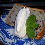 農家レストラン まだ来すた - 季節限定発売
紫芋のシフォンケーキ