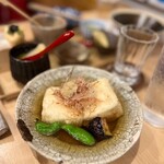 田っくんのサテライト商店 - お醤油の味はあまり感じず…
      優しいお出汁でいただく揚げ出し豆腐…美味です♡