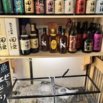 鮨と地酒 地雷也 - 生簀から引き上げたばかりの車海老や鮑を新鮮なままで食べる事ができます！